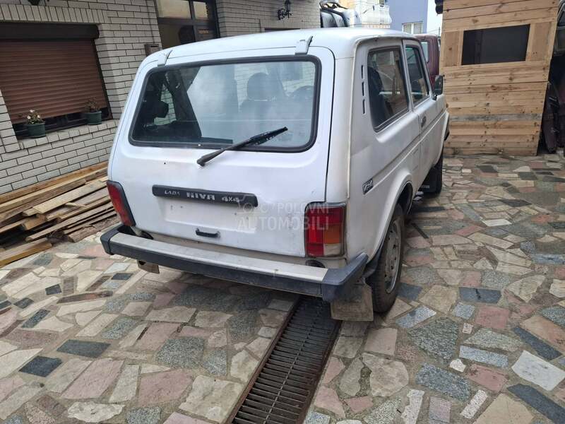 Lada Niva 