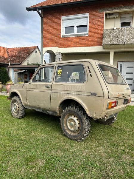 Lada Niva 1.6