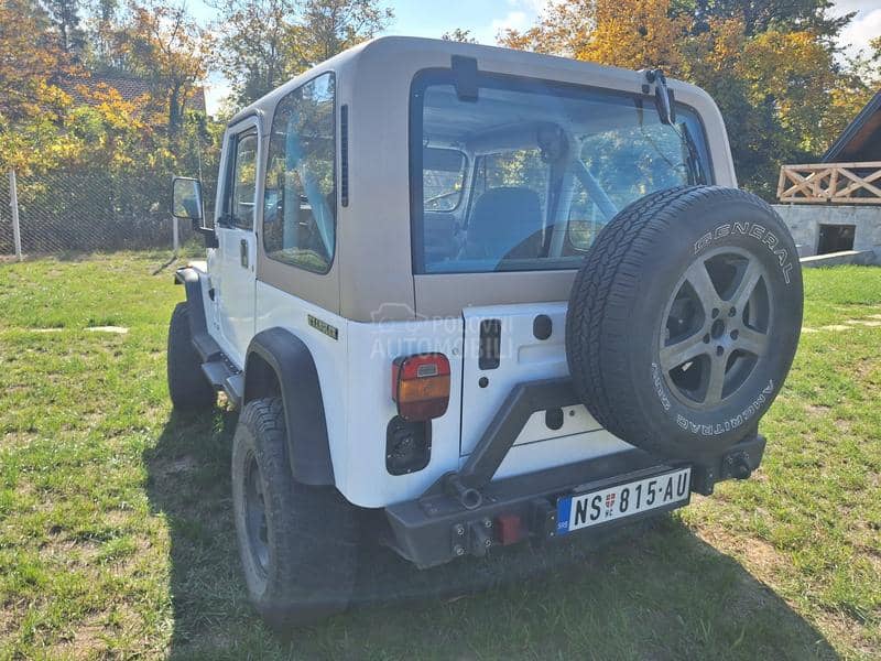 Jeep Wrangler 2,5