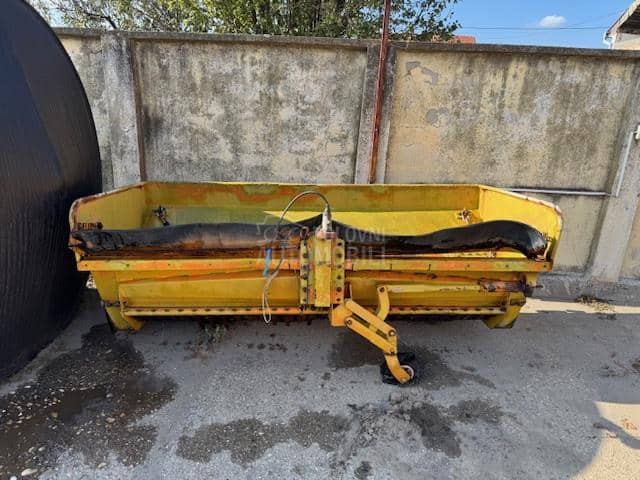 Schmidt posipac soli i raonik