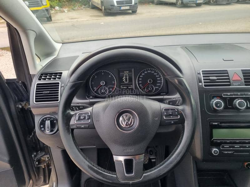 Volkswagen Touran 