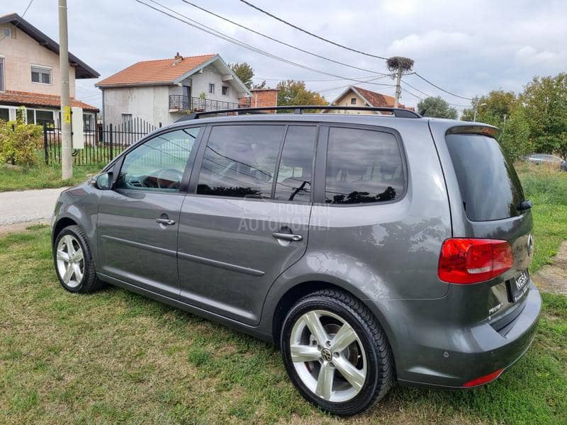 Volkswagen Touran 