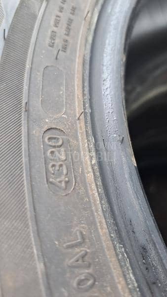 Nokian 215/60 R16 Zimska