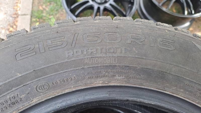 Nokian 215/60 R16 Zimska