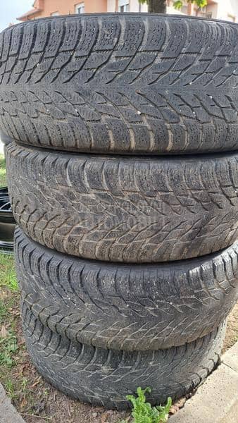 Nokian 215/60 R16 Zimska