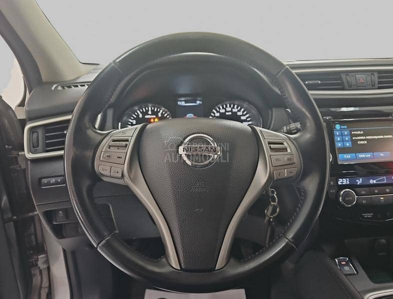 Nissan Qashqai  Nissan Qashqai