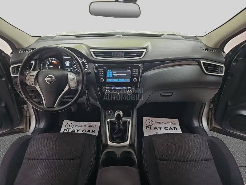 Nissan Qashqai  Nissan Qashqai