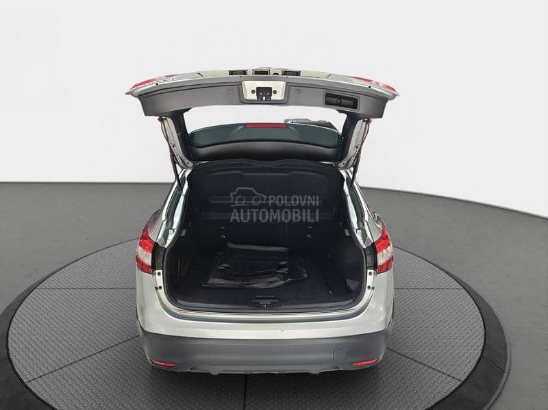 Nissan Qashqai  Nissan Qashqai