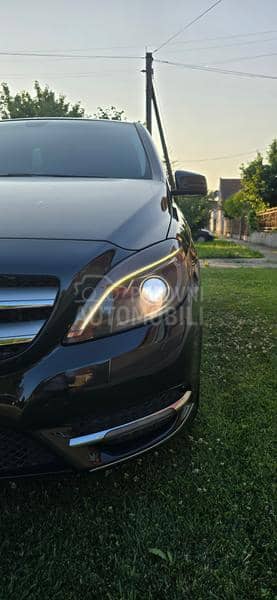 Mercedes Benz B 180 CDI