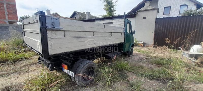 Mercedes Benz 307 406