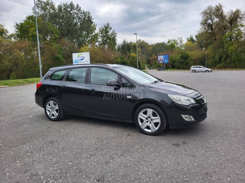 Opel Astra J 1.7CDTI