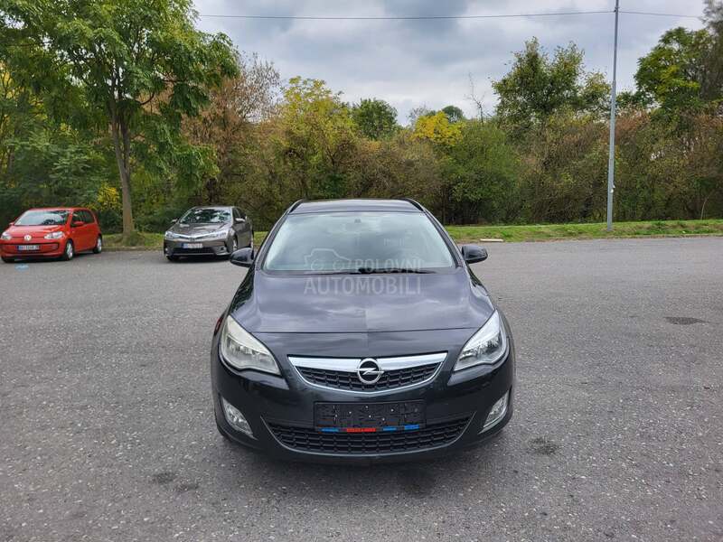 Opel Astra J 1.7CDTI