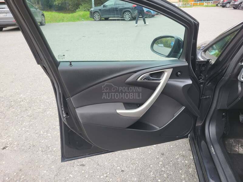 Opel Astra J 1.7CDTI
