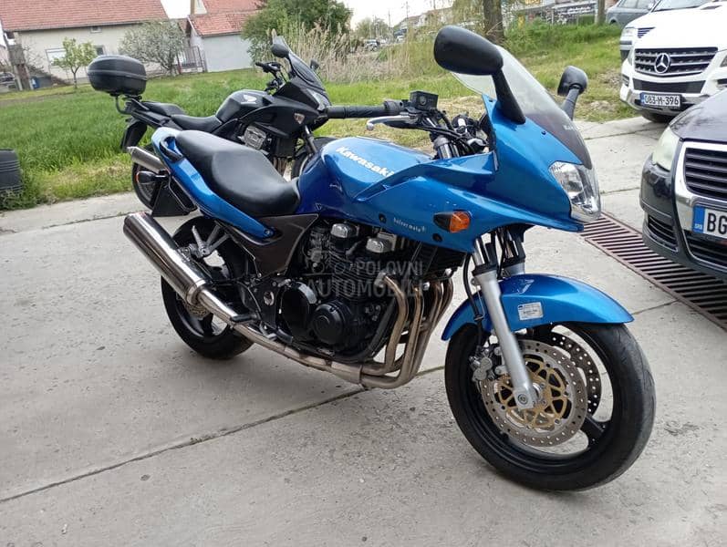 Kawasaki ZR7s
