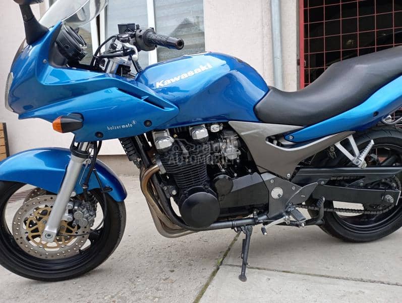 Kawasaki ZR7s
