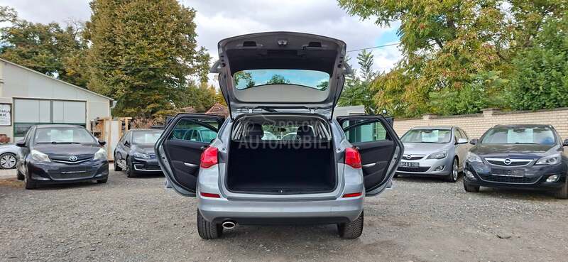 Opel Astra J 1.4 16V ENJOY EU 5