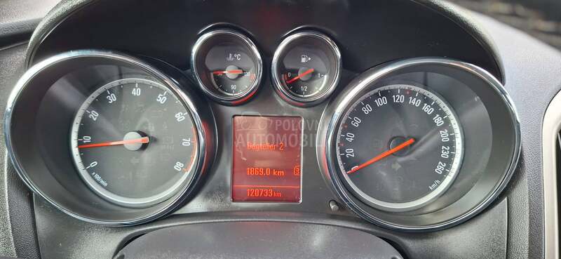 Opel Astra J 1.4 16V ENJOY EU 5