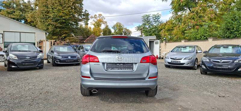 Opel Astra J 1.4 16V ENJOY EU 5
