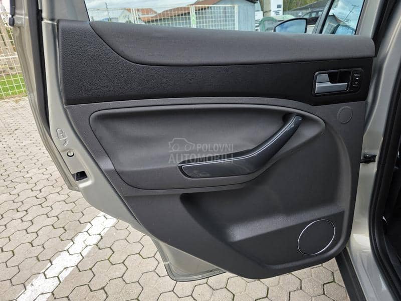 Ford Kuga OVAKVA NEMA