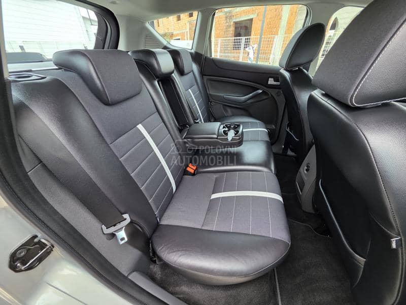 Ford Kuga OVAKVA NEMA