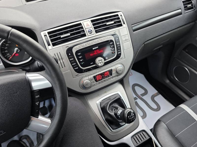 Ford Kuga OVAKVA NEMA