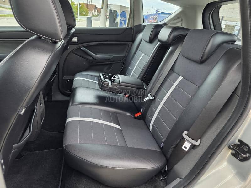 Ford Kuga OVAKVA NEMA