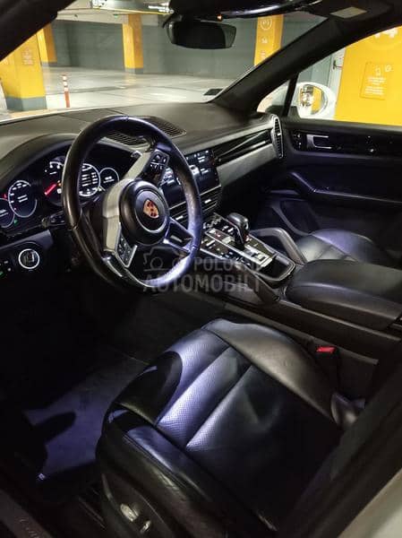 Porsche Cayenne 3.0