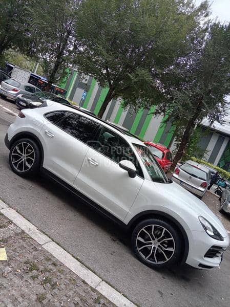 Porsche Cayenne 3.0