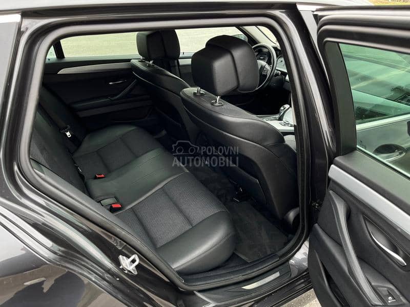 BMW 520  BMW 520
