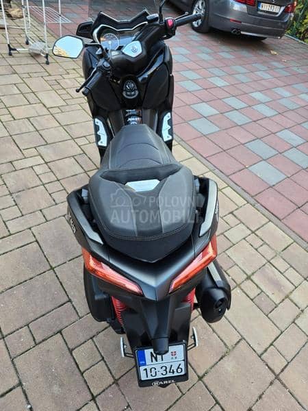 Yamaha X MAX 300  IRON MAX