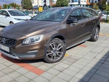 Volvo V60 Cross Country D4 AWD