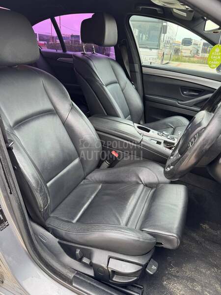 BMW 520 -  kompletan auto u delovima