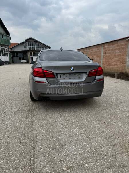 BMW 520 -  kompletan auto u delovima