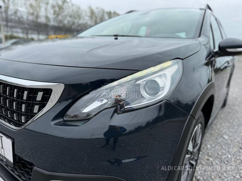 Peugeot 2008 1.2 Puretech Allure