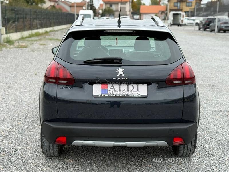 Peugeot 2008 1.2 Puretech Allure