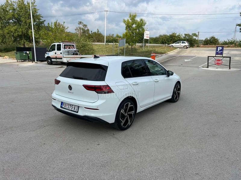 Volkswagen Golf 8 
