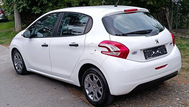 Peugeot 208 1.4  HDI Peugeot 208 1.4  HDI