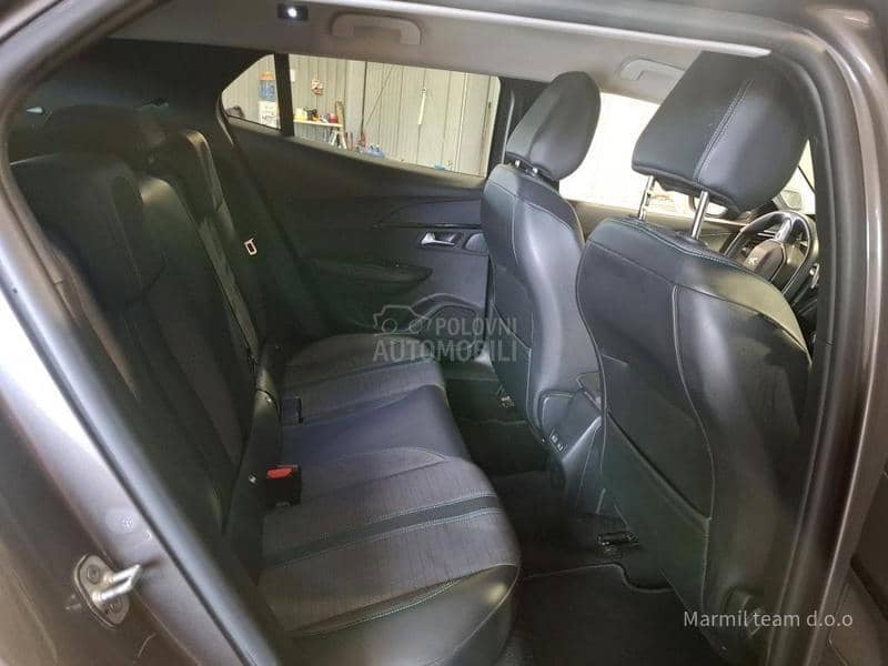 Peugeot 2008 1.5 Allure LANAC 8MM