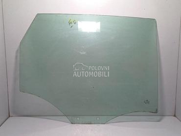 STAKLO za Audi Q5