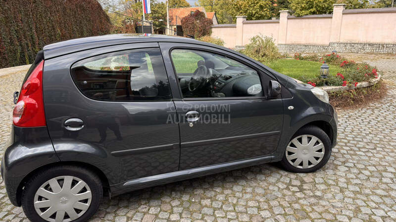 Peugeot 107 