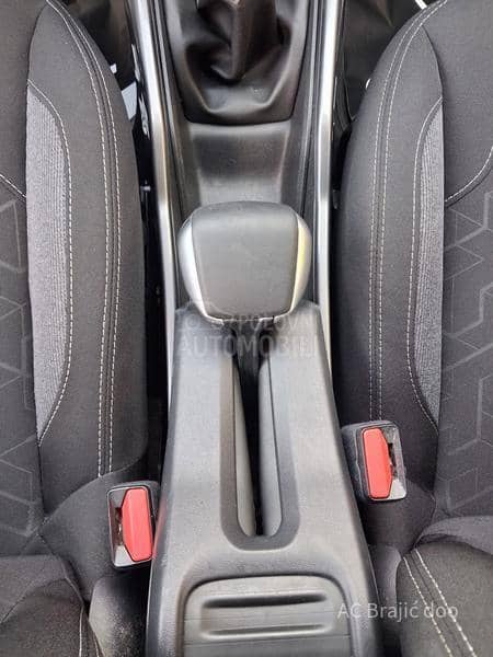 Peugeot 2008 1.6 99 HP MT5