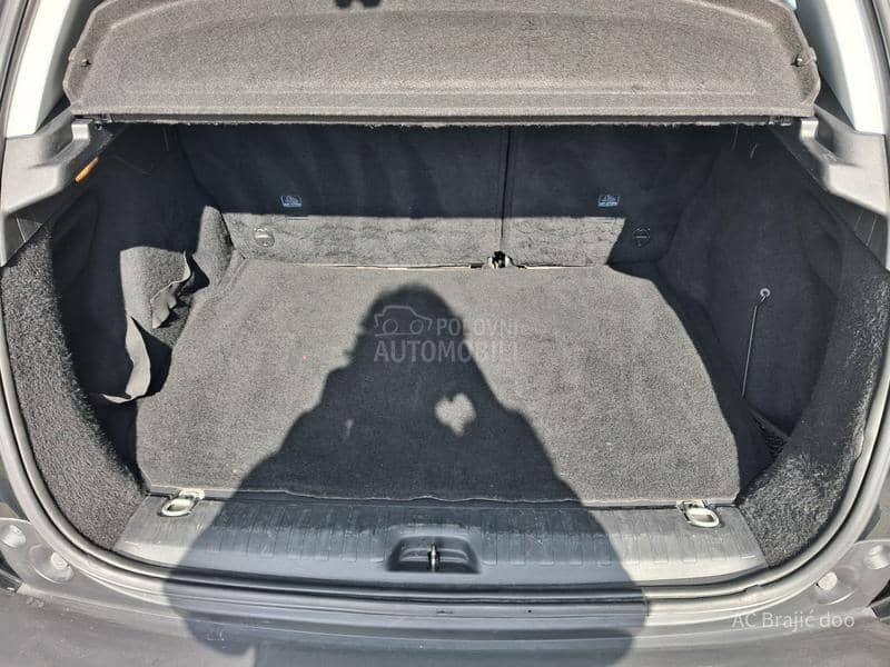 Peugeot 2008 1.6 99 HP MT5