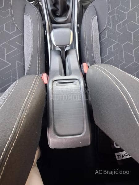 Peugeot 2008 1.6 99 HP MT5