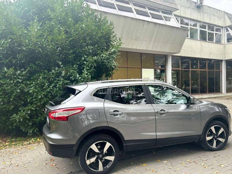 Nissan Qashqai N-Connecta 360 pano