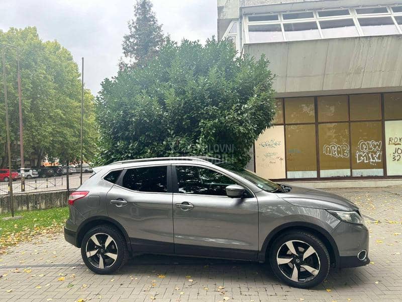 Nissan Qashqai N-Connecta 360 pano