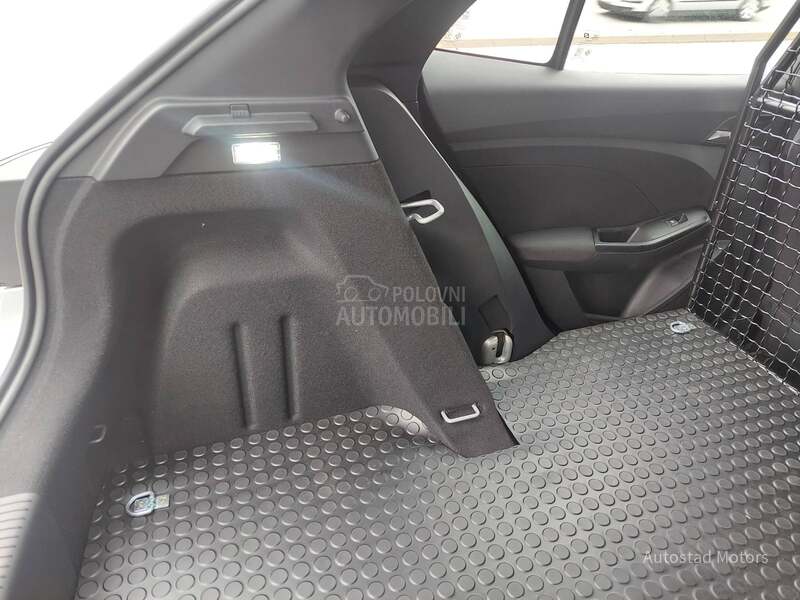 MG 3 Van Hybrid plus