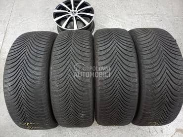 Michelin 215/55 R17 Zimska