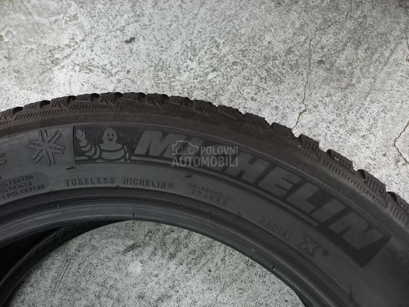 Michelin 215/55 R17 Zimska