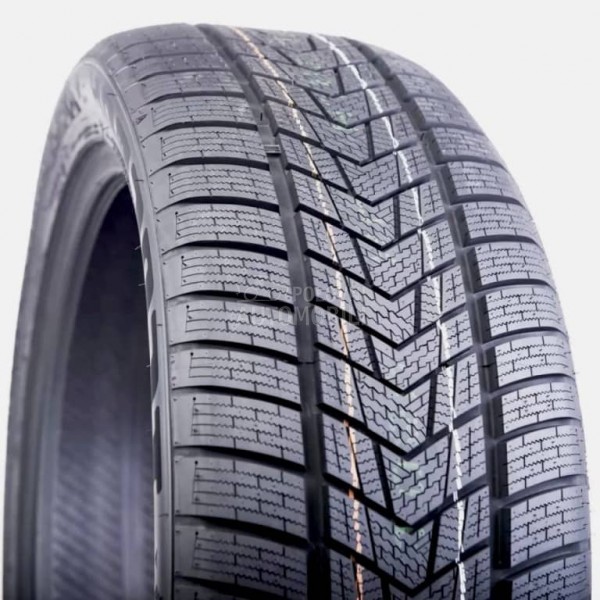 Tracmax 275/45 R21 Zimska
