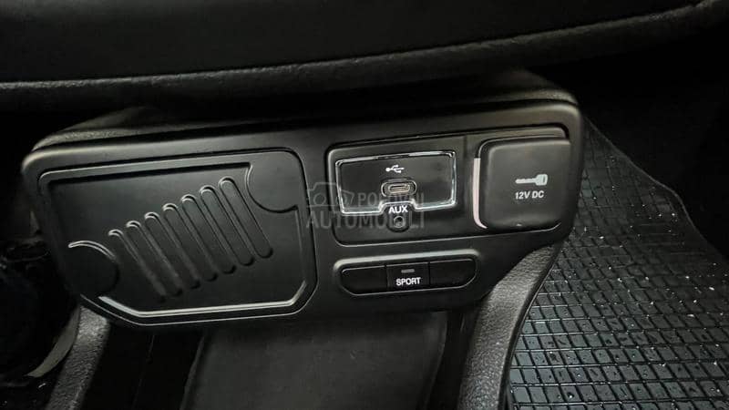 Jeep Renegade 80th anniversary LED